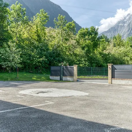 Les Lys Oranges Le Bourg-dʼOisans