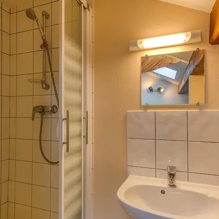 Les Lys Oranges Lägenhet *