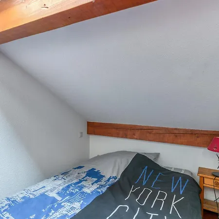 Les Lys Oranges Lägenhet