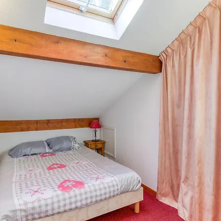 Les Lys Oranges Lägenhet