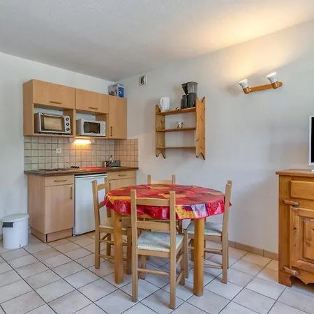 Les Lys Oranges Lägenhet