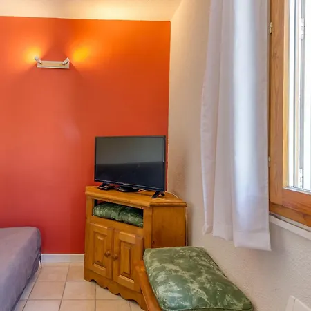 Les Lys Oranges Apartmán